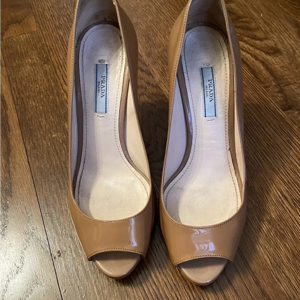 Prada Tan Pee Toe Pumps Size 37 - Picture 4 of 6